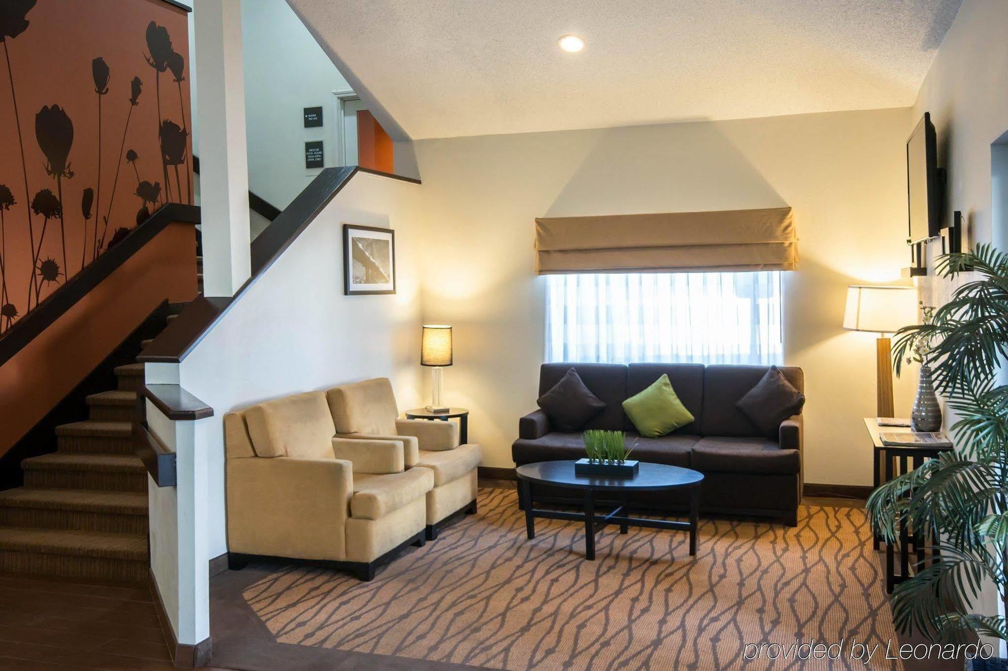 Clarion Inn & Suites Dfw North Irving Εξωτερικό φωτογραφία