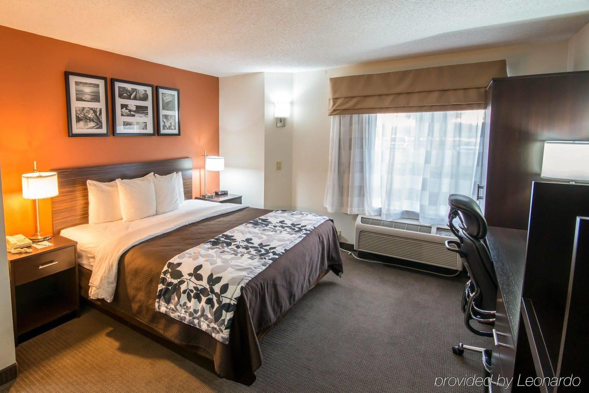 Clarion Inn & Suites Dfw North Irving Εξωτερικό φωτογραφία